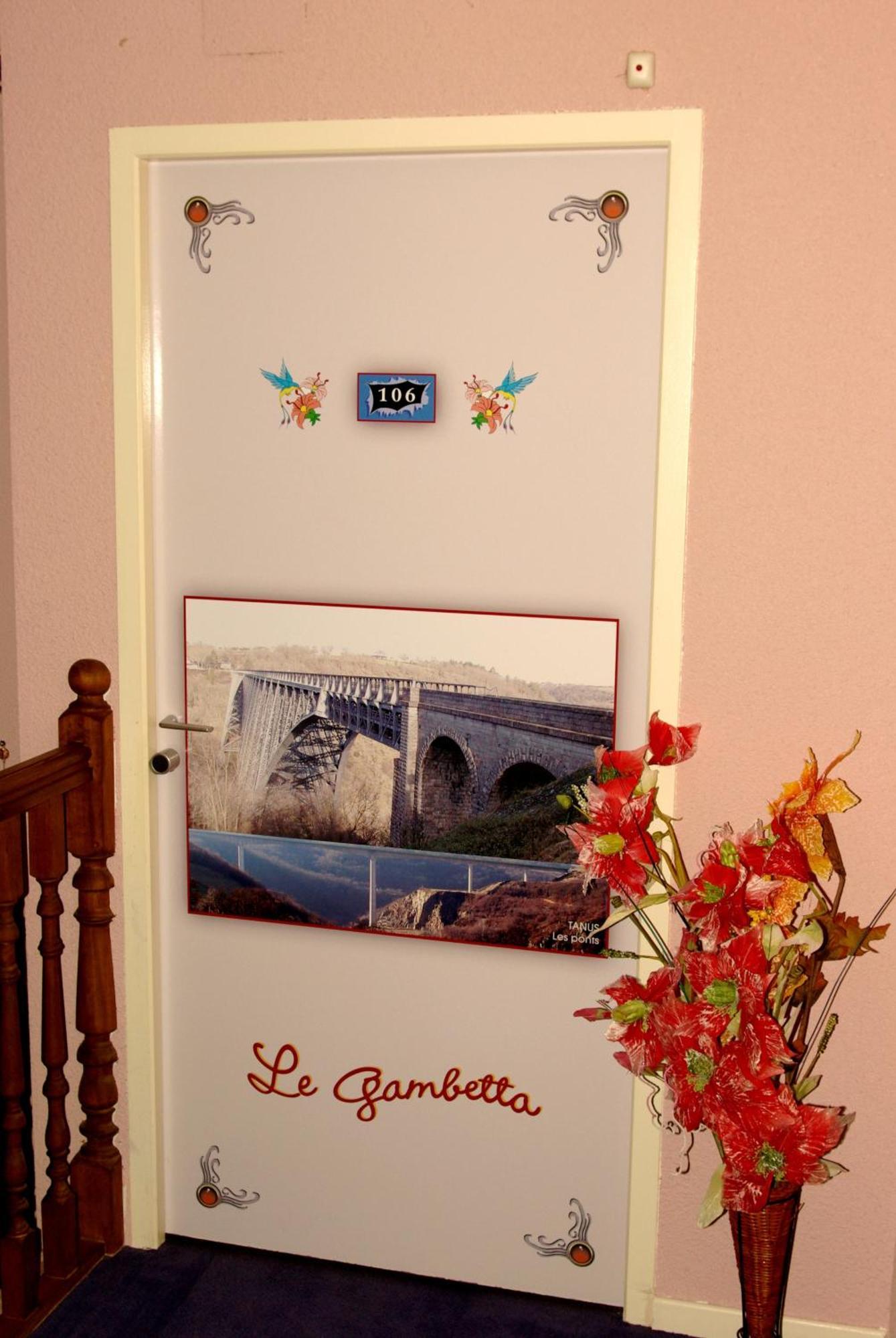 Hotel Le Gambetta Carmaux Eksteriør billede