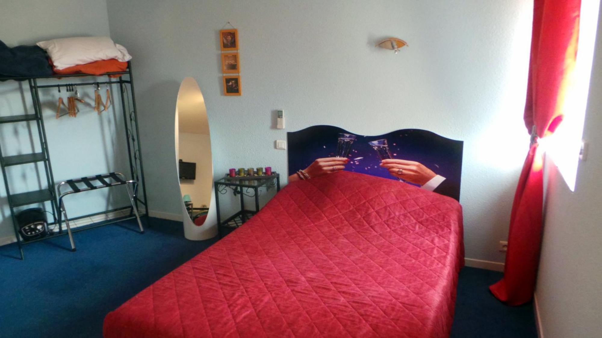 Hotel Le Gambetta Carmaux Værelse billede