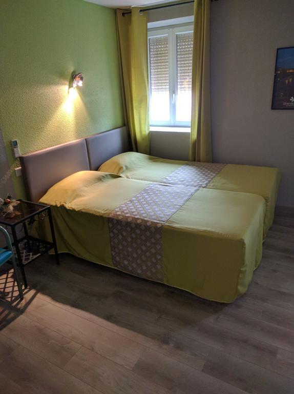 Hotel Le Gambetta Carmaux Eksteriør billede