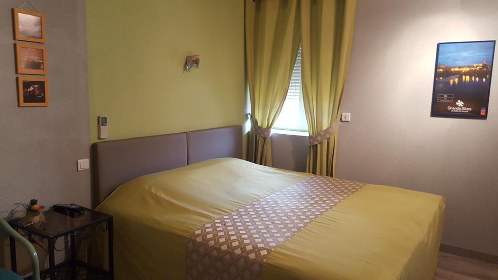Hotel Le Gambetta Carmaux Eksteriør billede