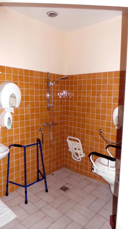 Hotel Le Gambetta Carmaux Værelse billede